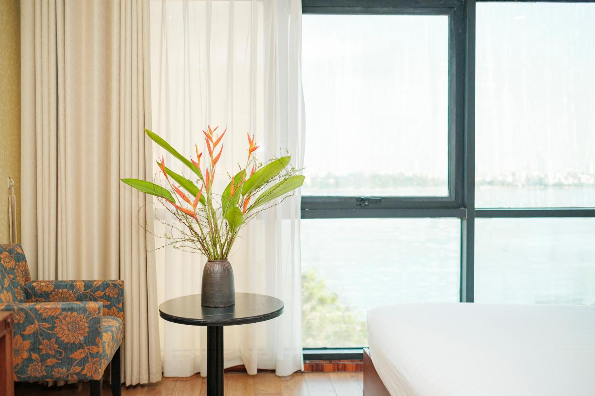 Sunset Westlake Hanoi Hotel Luaran gambar