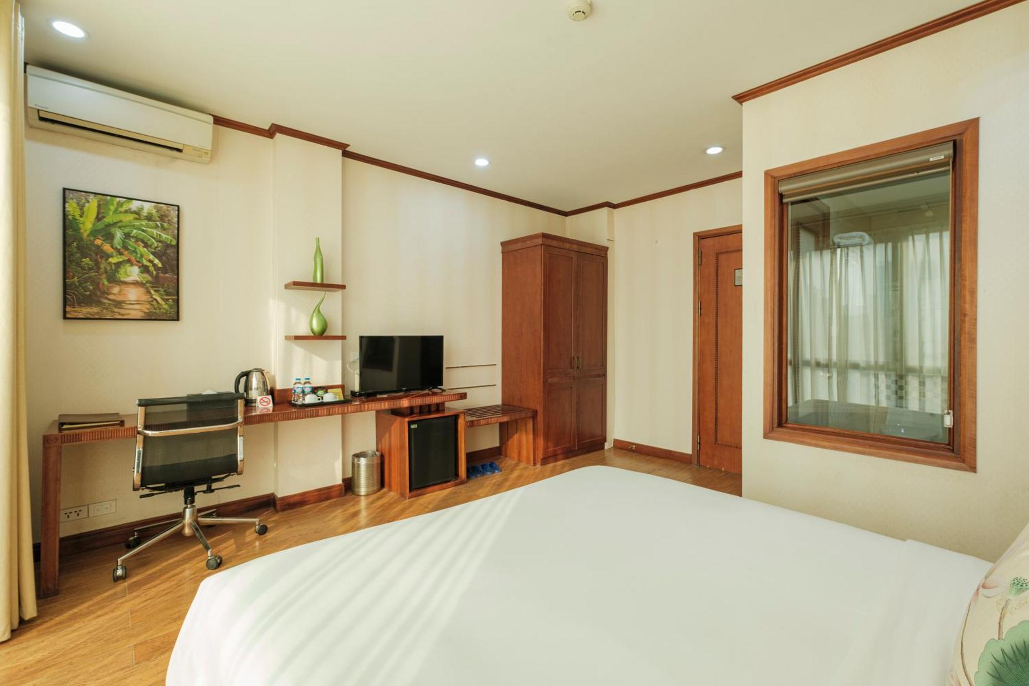 Sunset Westlake Hanoi Hotel Luaran gambar